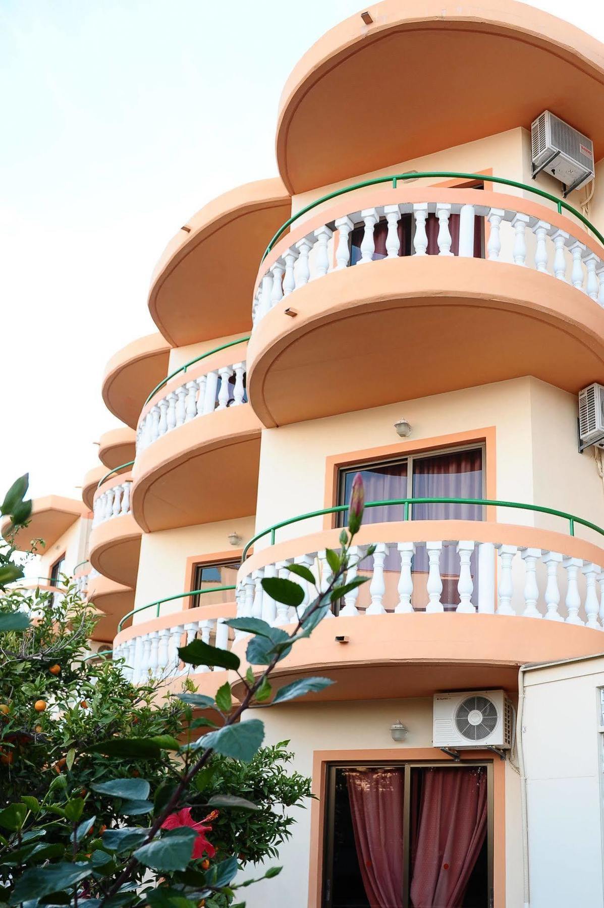Villa George Фалираки Екстериор снимка