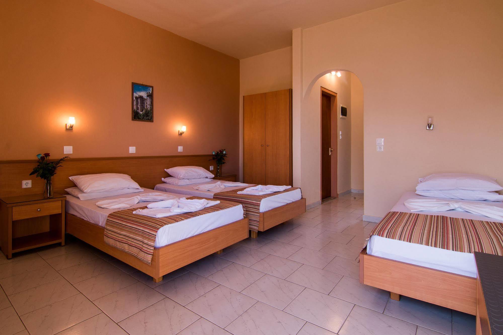Villa George Фалираки Екстериор снимка